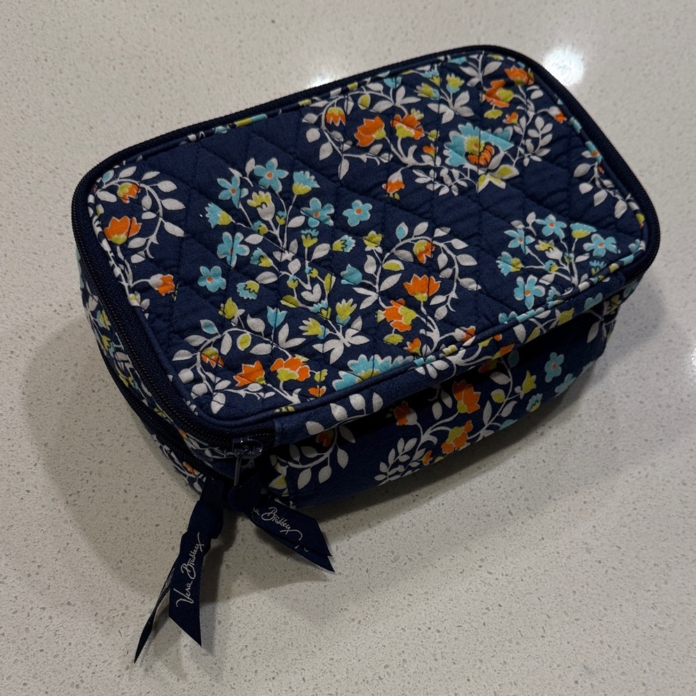 Vera Bradley Make Up Bag